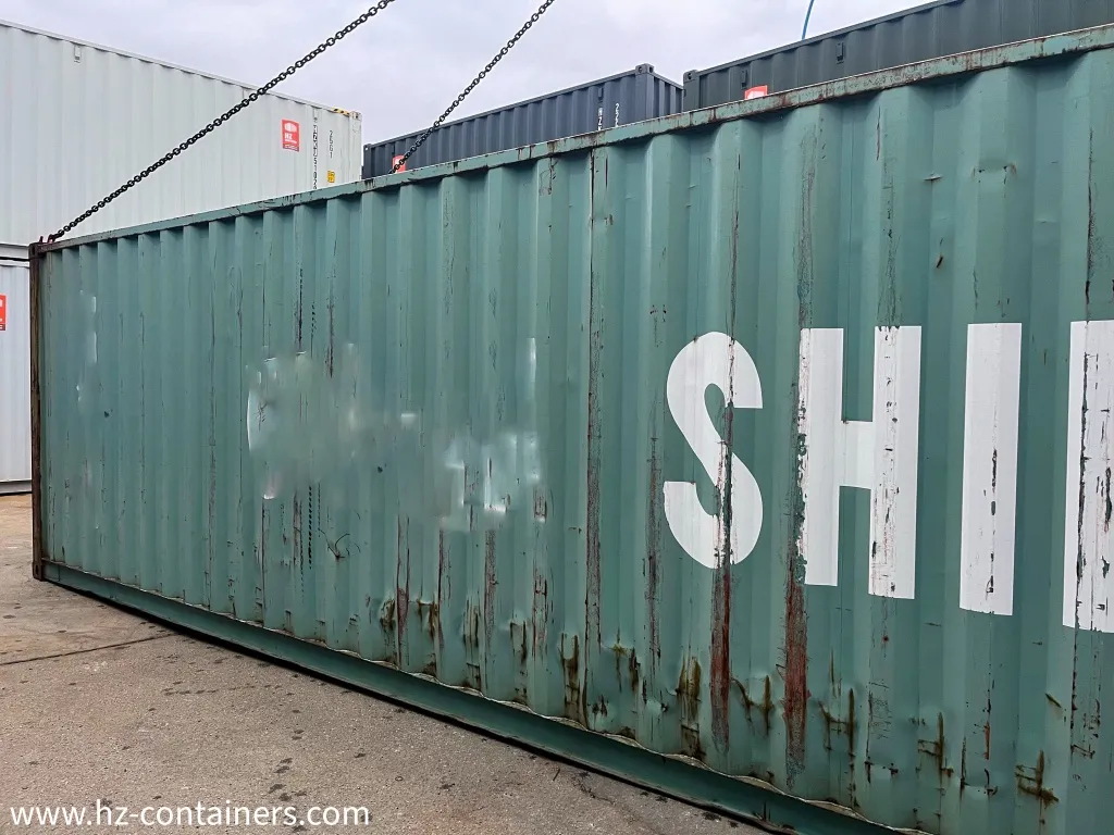 Verlassener Container 40 ft, HZKU 477 818-9