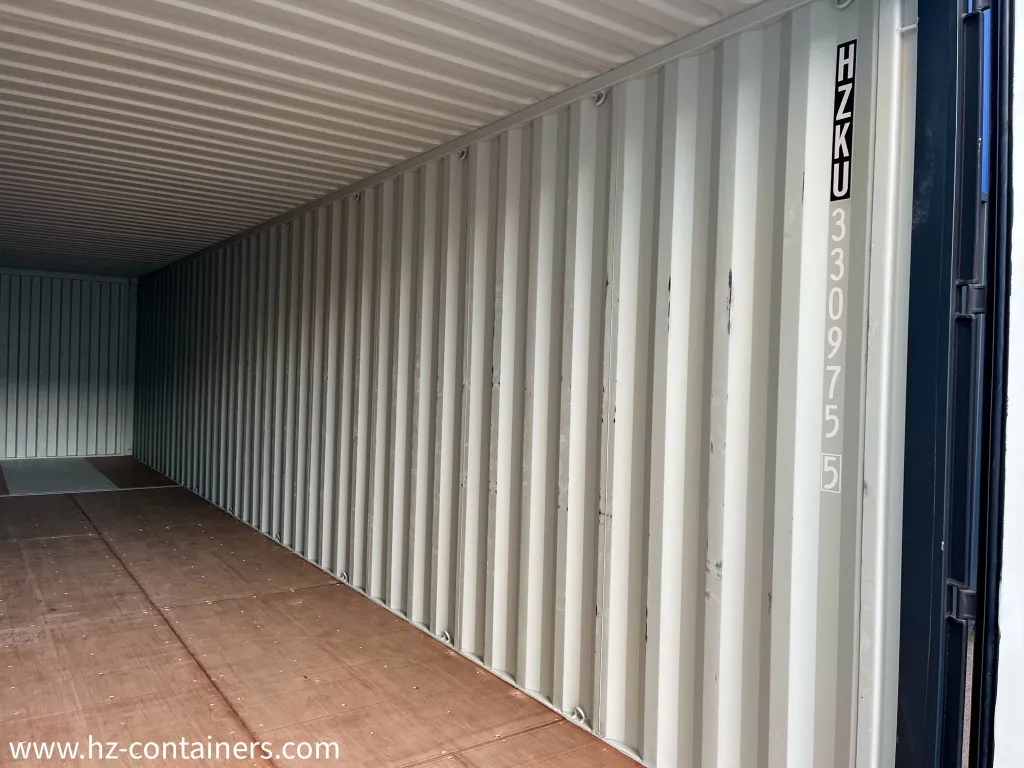 IICL 6 Erweiterung der 40 m hohen kubischen Container, HZKU 330 975-5