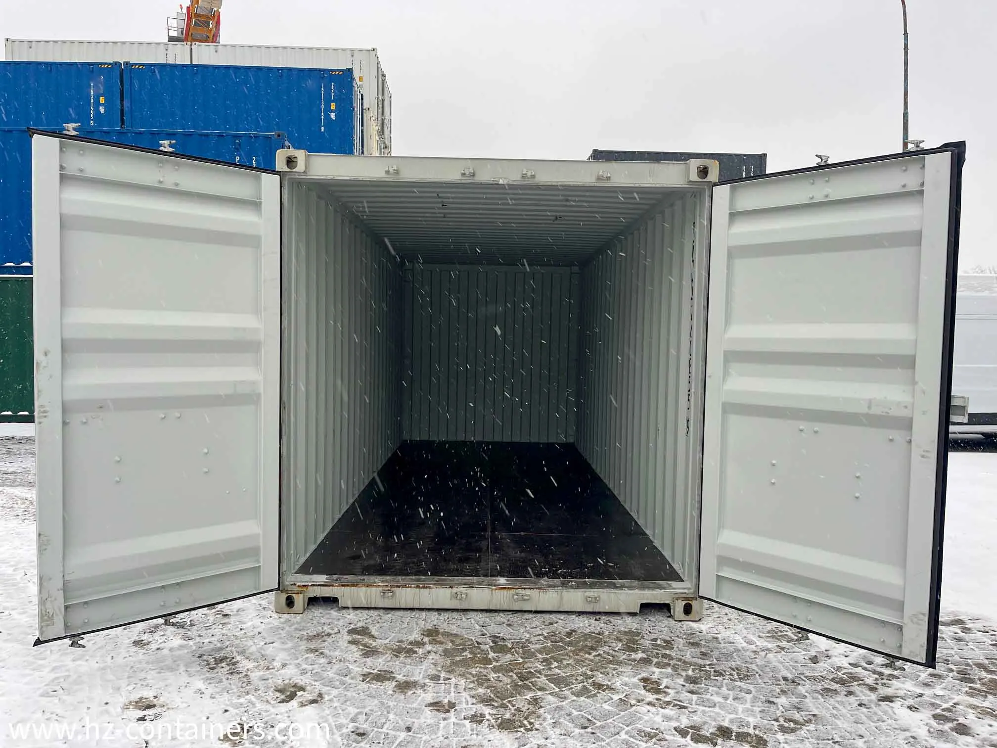 Schiffscontainer 20′ Einweg, HZKU 260 855-9